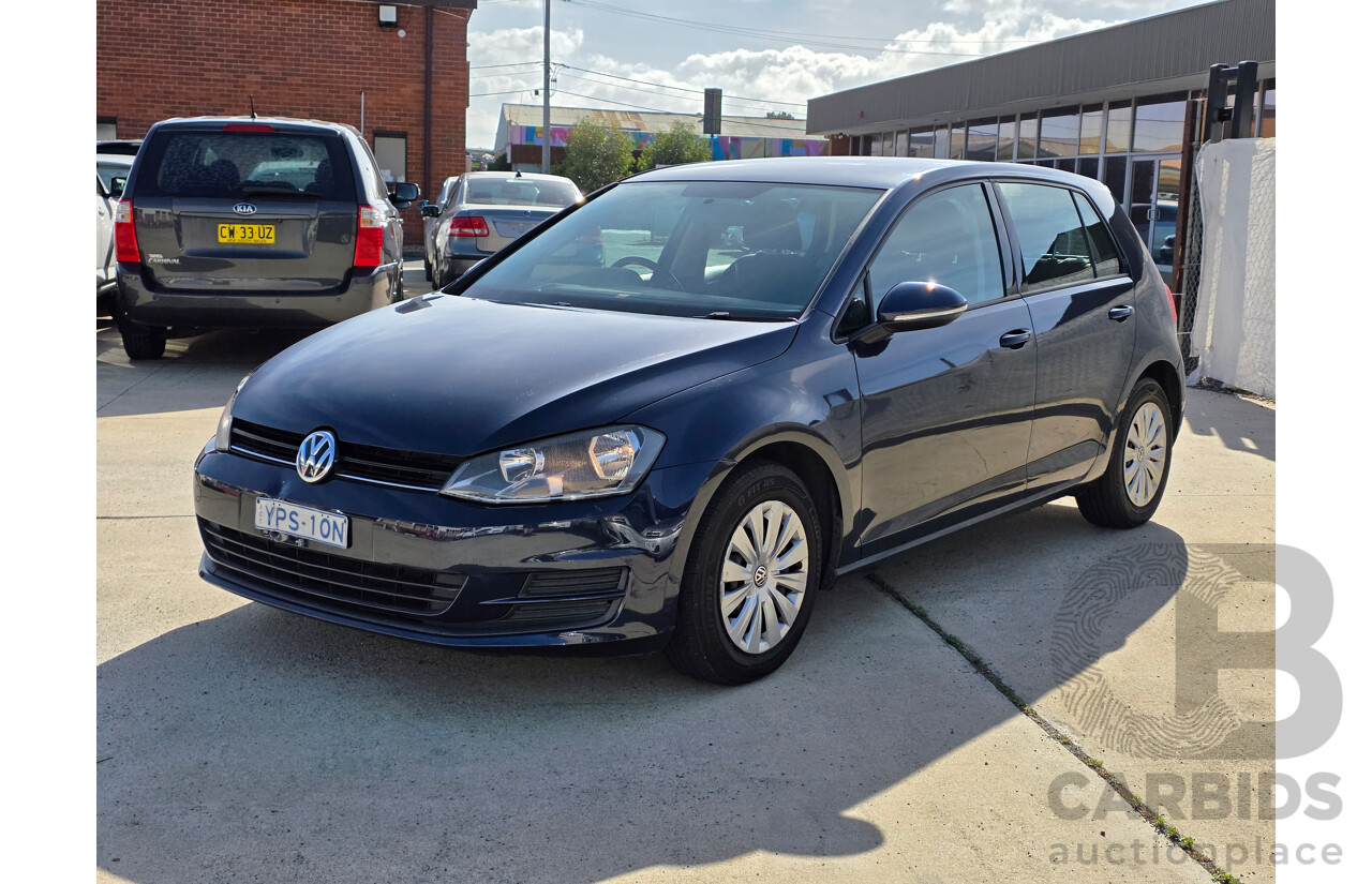 10/2013 Volkswagen Golf 90 TSI AU 5d Hatchback Blue 1.4L