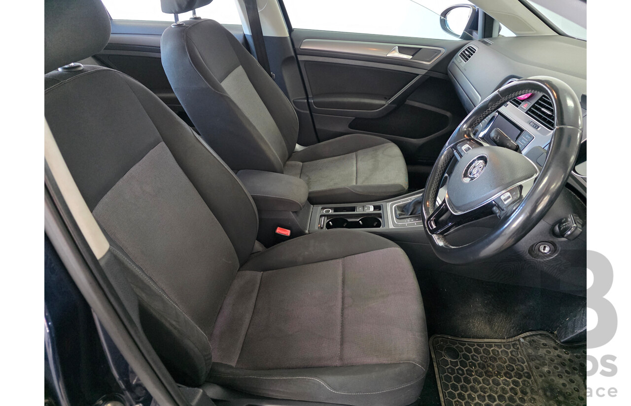 10/2013 Volkswagen Golf 90 TSI AU 5d Hatchback Blue 1.4L