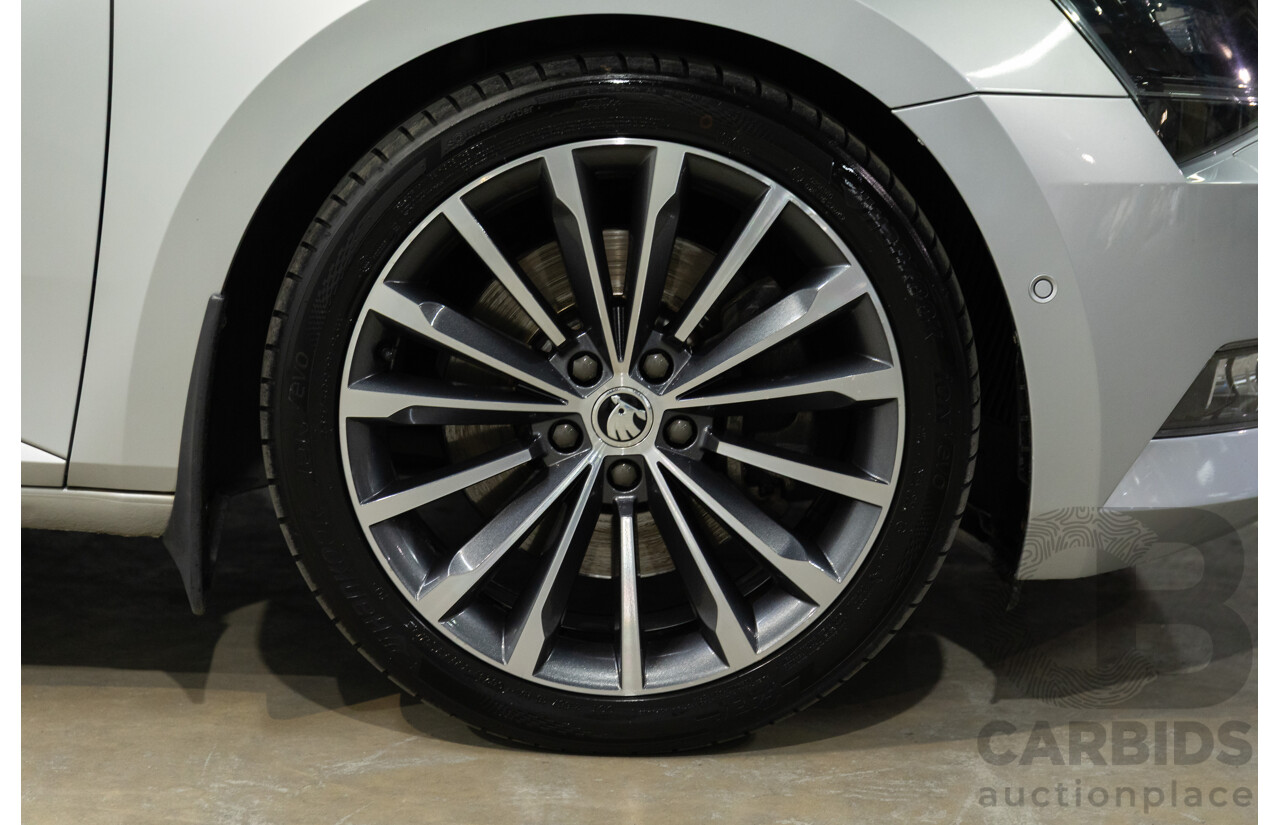 11/2016 Skoda Superb 206 TSI (4x4) NP MY17 4d Sedan Brilliant Silver Metallic Turbo 2.0L