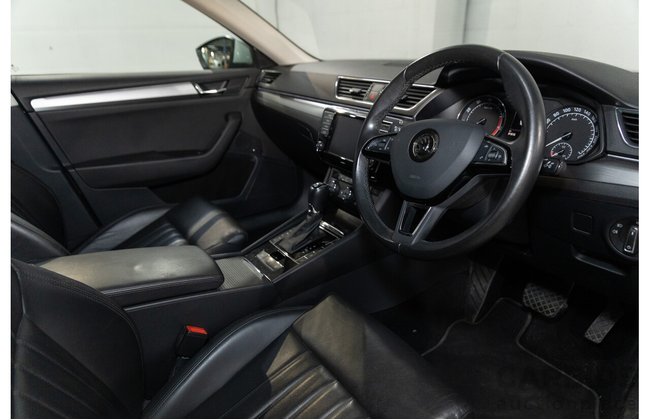 11/2016 Skoda Superb 206 TSI (4x4) NP MY17 4d Sedan Brilliant Silver Metallic Turbo 2.0L