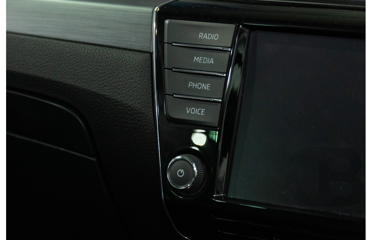 11/2016 Skoda Superb 206 TSI (4x4) NP MY17 4d Sedan Brilliant Silver Metallic Turbo 2.0L