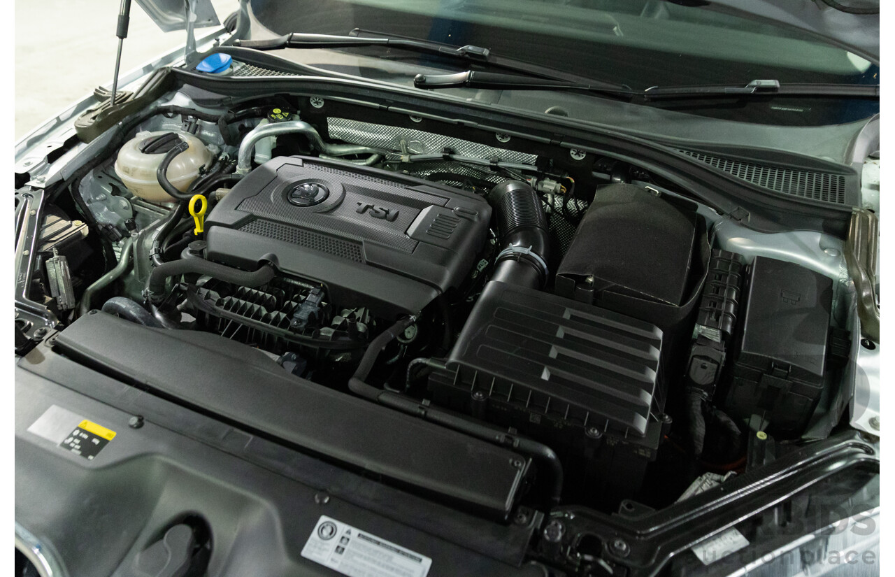 11/2016 Skoda Superb 206 TSI (4x4) NP MY17 4d Sedan Brilliant Silver Metallic Turbo 2.0L