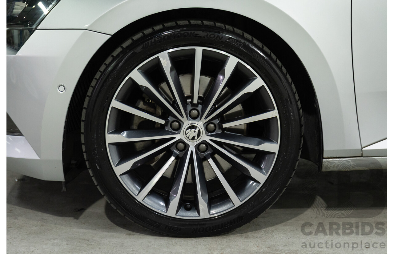11/2016 Skoda Superb 206 TSI (4x4) NP MY17 4d Sedan Brilliant Silver Metallic Turbo 2.0L