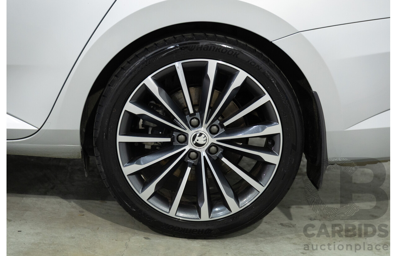 11/2016 Skoda Superb 206 TSI (4x4) NP MY17 4d Sedan Brilliant Silver Metallic Turbo 2.0L