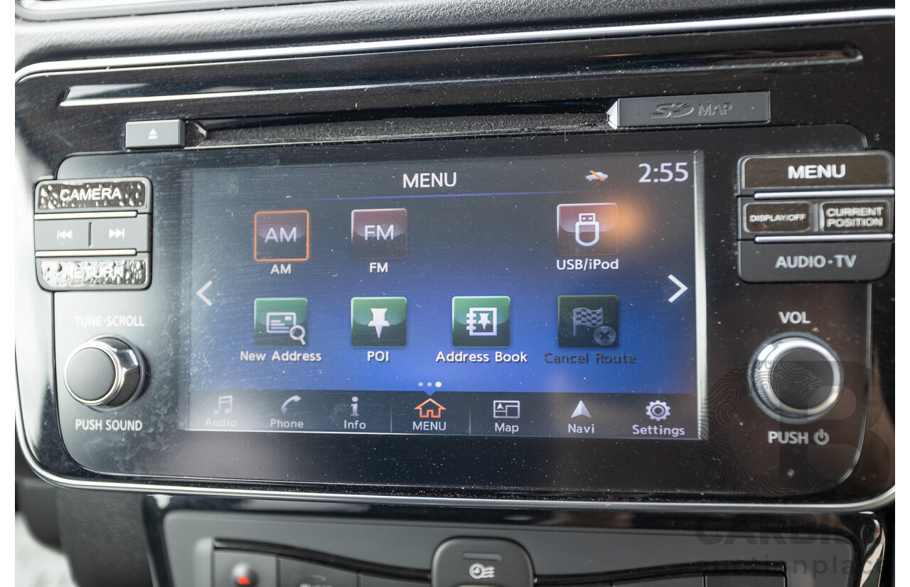 02/2018 Nissan Leaf ZE1 5d Hatchback Ivory Pearl /Dark Blue Pearl Dedicated Electric EV AC110kW - 07/21 Import