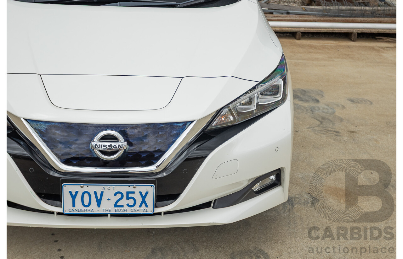 02/2018 Nissan Leaf ZE1 5d Hatchback Ivory Pearl /Dark Blue Pearl Dedicated Electric EV AC110kW - 07/21 Import