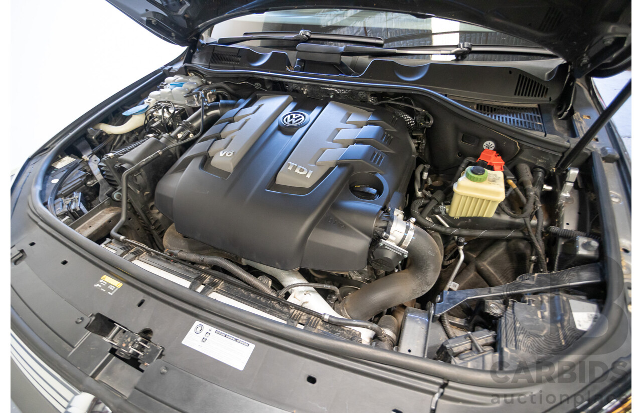 11/2017 Volkswagen Touareg 150 TDI Monochrome (AWD) 7P MY18 4D Wagon Canyon Grey Turbo Diesel 3.0L