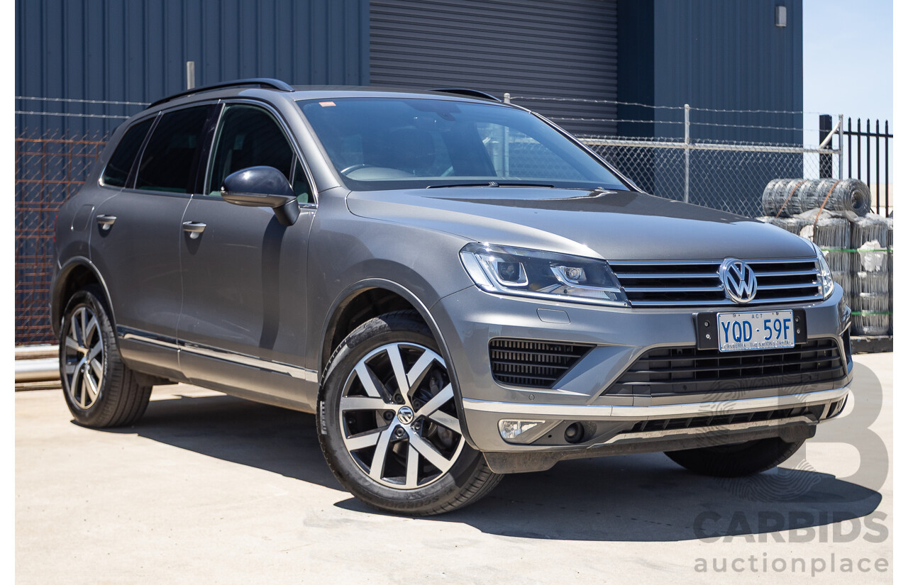 11/2017 Volkswagen Touareg 150 TDI Monochrome (AWD) 7P MY18 4D Wagon Canyon Grey Turbo Diesel 3.0L
