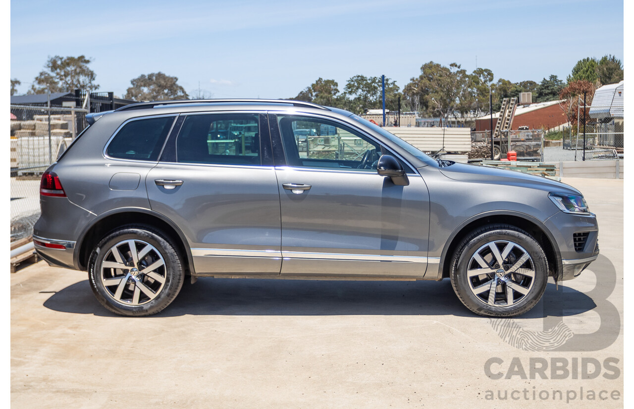 11/2017 Volkswagen Touareg 150 TDI Monochrome (AWD) 7P MY18 4D Wagon Canyon Grey Turbo Diesel 3.0L