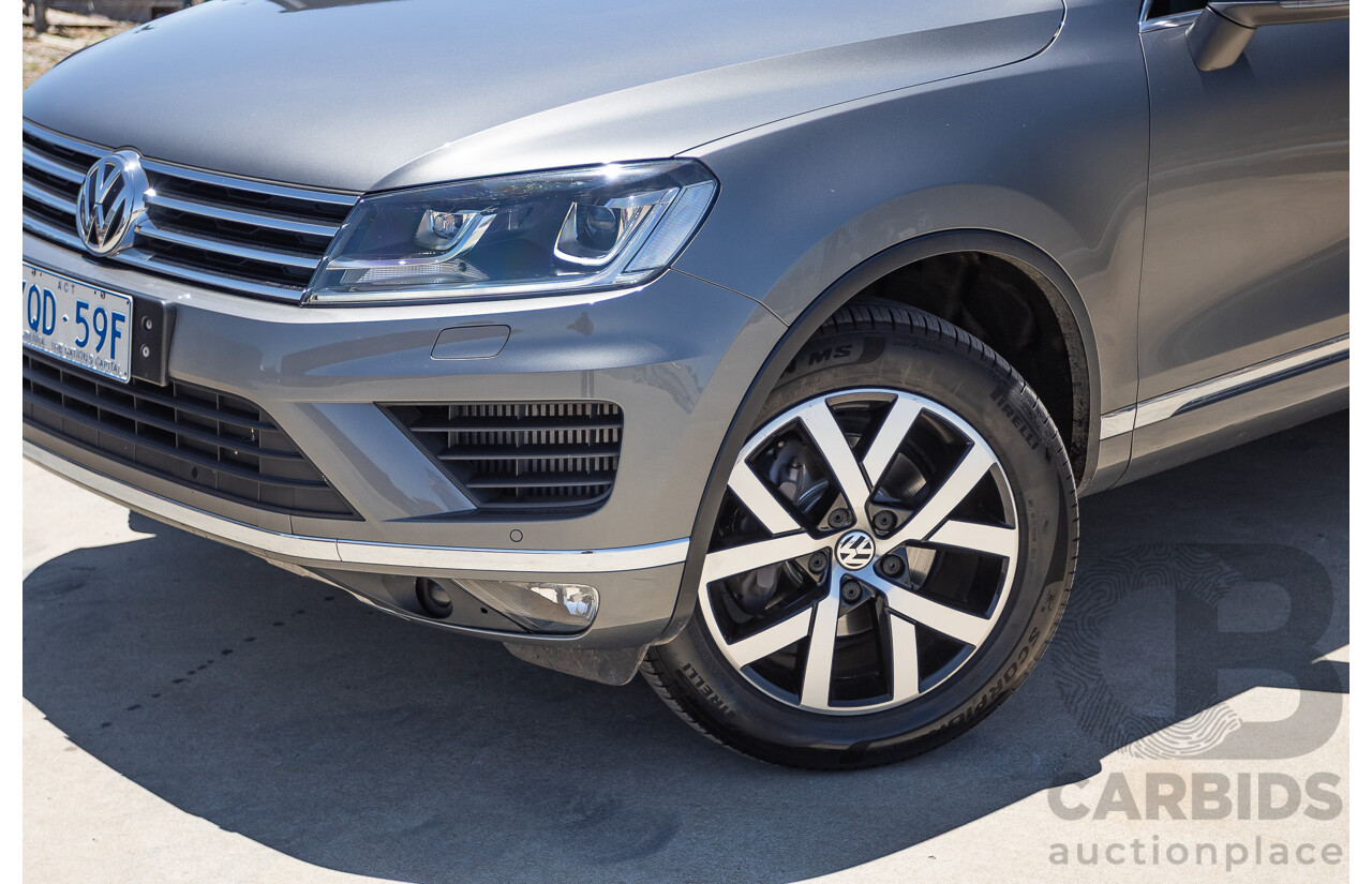 11/2017 Volkswagen Touareg 150 TDI Monochrome (AWD) 7P MY18 4D Wagon Canyon Grey Turbo Diesel 3.0L