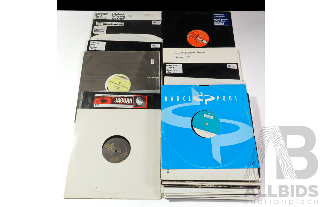 Collection of Approx 35 Early Electronic Dance Music 12-Inch Singles Including Underworld, Deep Dish, Dimitri From Paris, Dubtribe Sound System, Café del Mar & More