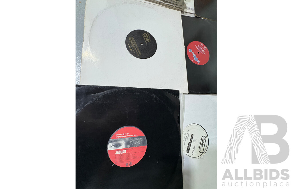 Collection of Approx 35 Early Electronic Dance Music 12-Inch Singles Including Underworld, Deep Dish, Dimitri From Paris, Dubtribe Sound System, Café del Mar & More