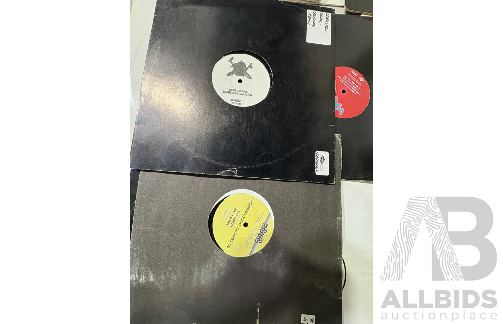 Collection of Approx 35 Early Electronic Dance Music 12-Inch Singles Including Underworld, Deep Dish, Dimitri From Paris, Dubtribe Sound System, Café del Mar & More