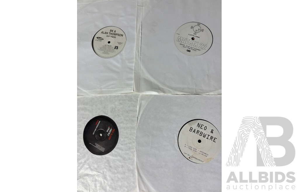 Collection of Approx 35 Early Electronic Dance Music 12-Inch Singles Including Underworld, Deep Dish, Dimitri From Paris, Dubtribe Sound System, Café del Mar & More