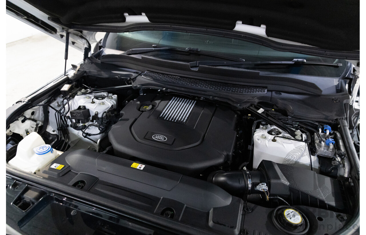 01/2017 Land Rover Range Rover Sport 3.0 TDV6 SE (AWD) LW MY17 4d Wagon Fuji White Turbo Diesel V6 3.0L