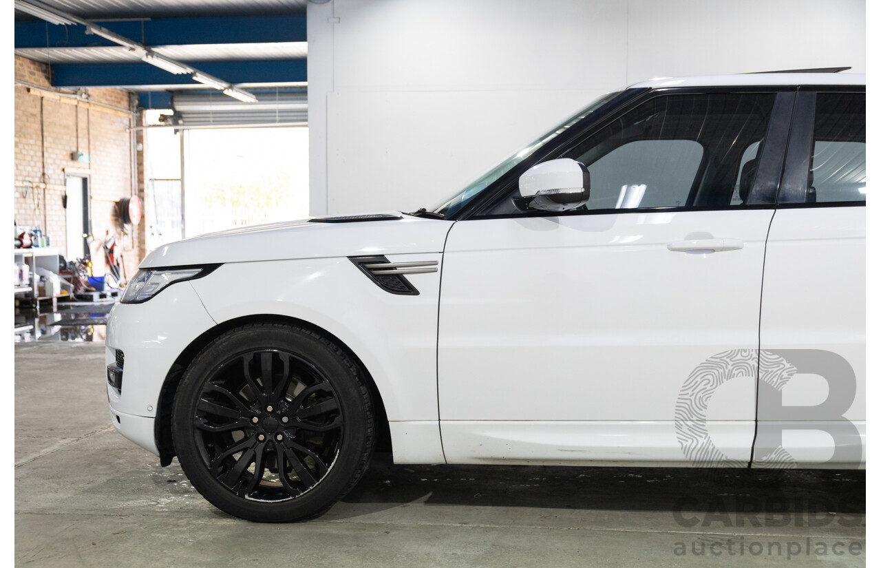 01/2017 Land Rover Range Rover Sport 3.0 TDV6 SE (AWD) LW MY17 4d Wagon Fuji White Turbo Diesel V6 3.0L