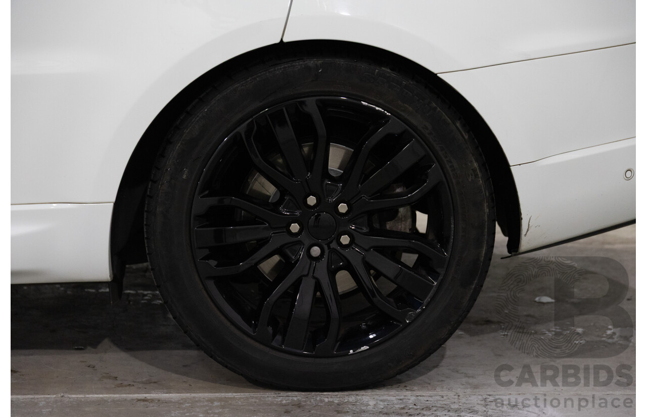 01/2017 Land Rover Range Rover Sport 3.0 TDV6 SE (AWD) LW MY17 4d Wagon Fuji White Turbo Diesel V6 3.0L