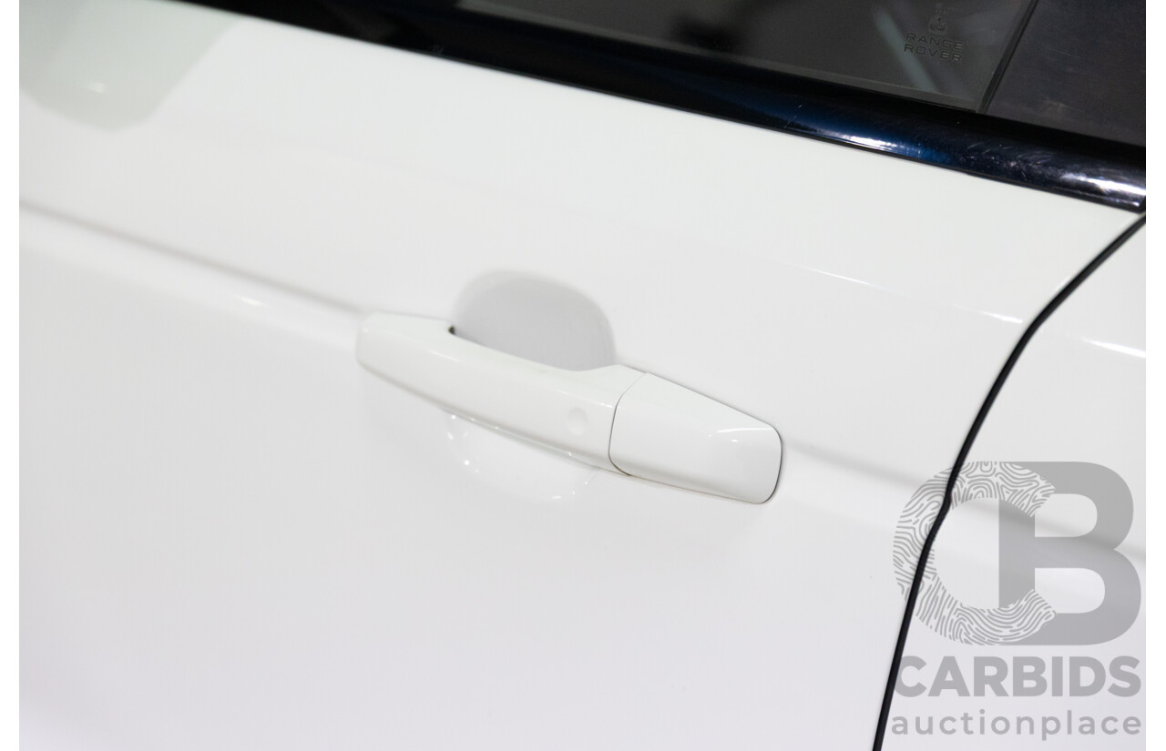 01/2017 Land Rover Range Rover Sport 3.0 TDV6 SE (AWD) LW MY17 4d Wagon Fuji White Turbo Diesel V6 3.0L