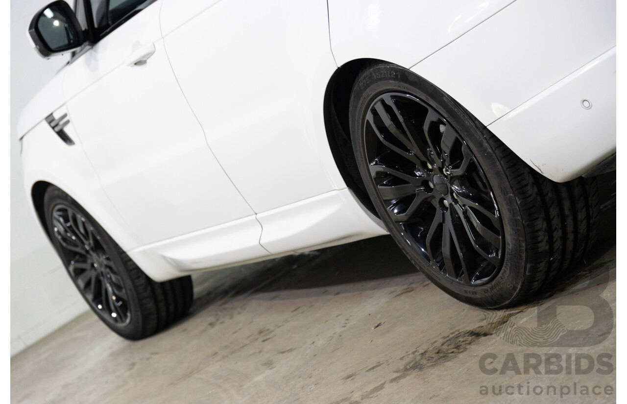 01/2017 Land Rover Range Rover Sport 3.0 TDV6 SE (AWD) LW MY17 4d Wagon Fuji White Turbo Diesel V6 3.0L