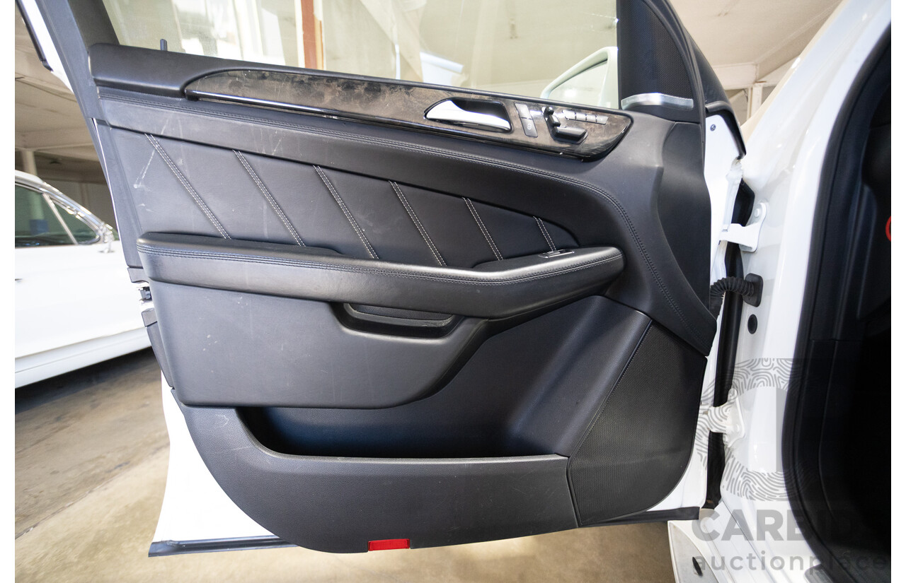 9/2012 Mercedes-Benz ML63 AMG (AWD) 166 4D Wagon Diamond White Twin Turbo V8 5.5L