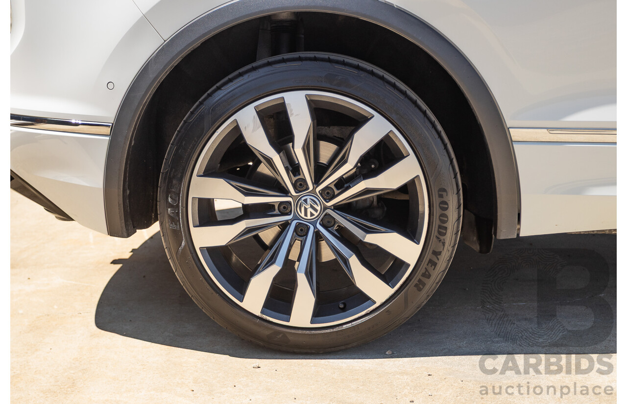 7/2017 Volkswagen Tiguan 140TDI Highline R-Line Package (AWD) 5NA MY18 4d Wagon Pure White Turbo Diesel 2.0L