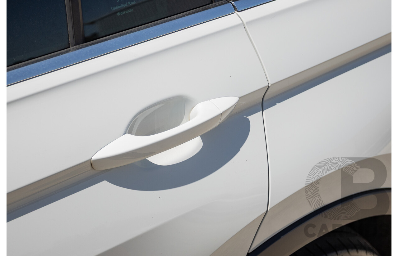 7/2017 Volkswagen Tiguan 140TDI Highline R-Line Package (AWD) 5NA MY18 4d Wagon Pure White Turbo Diesel 2.0L