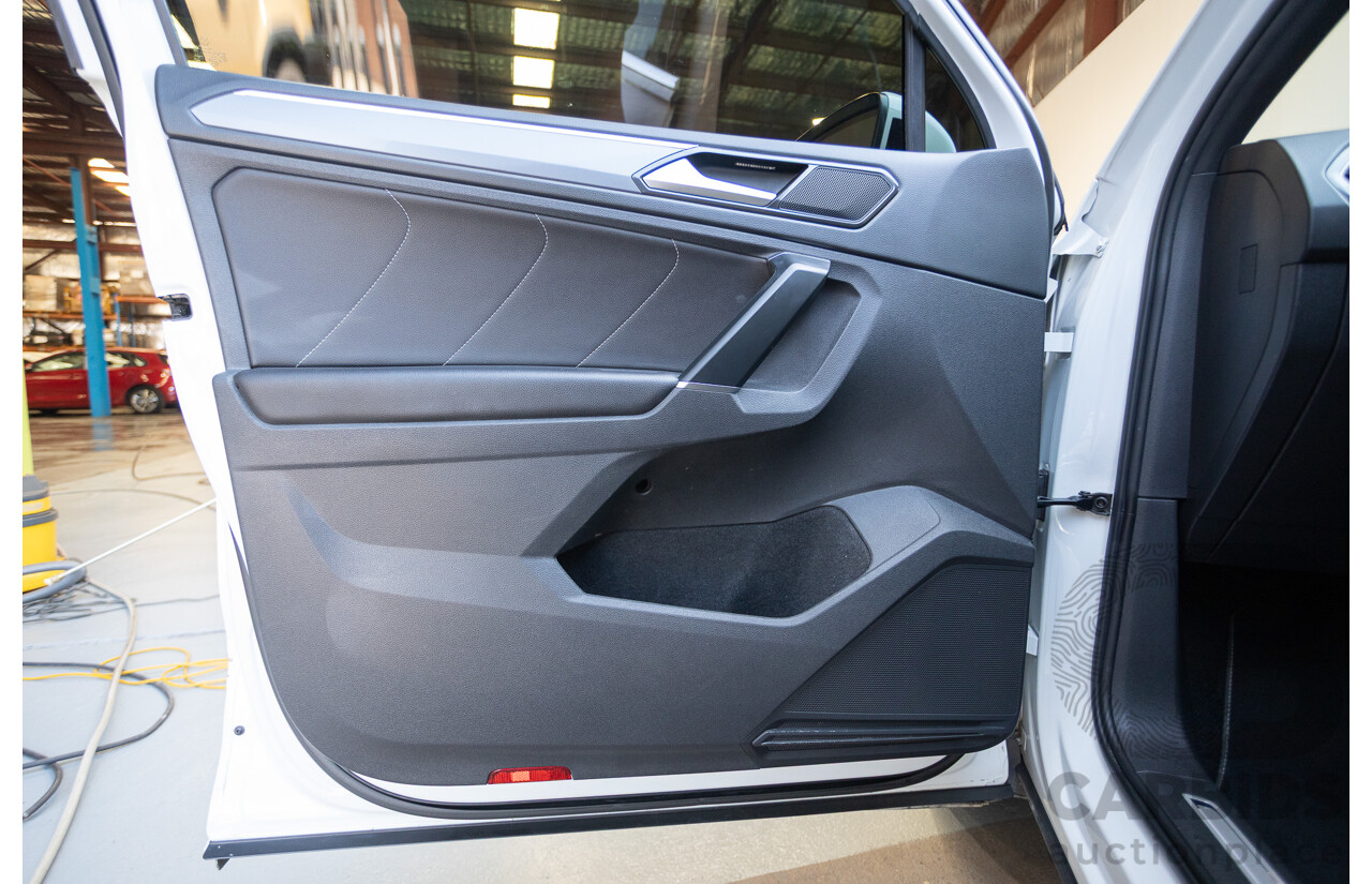 7/2017 Volkswagen Tiguan 140TDI Highline R-Line Package (AWD) 5NA MY18 4d Wagon Pure White Turbo Diesel 2.0L