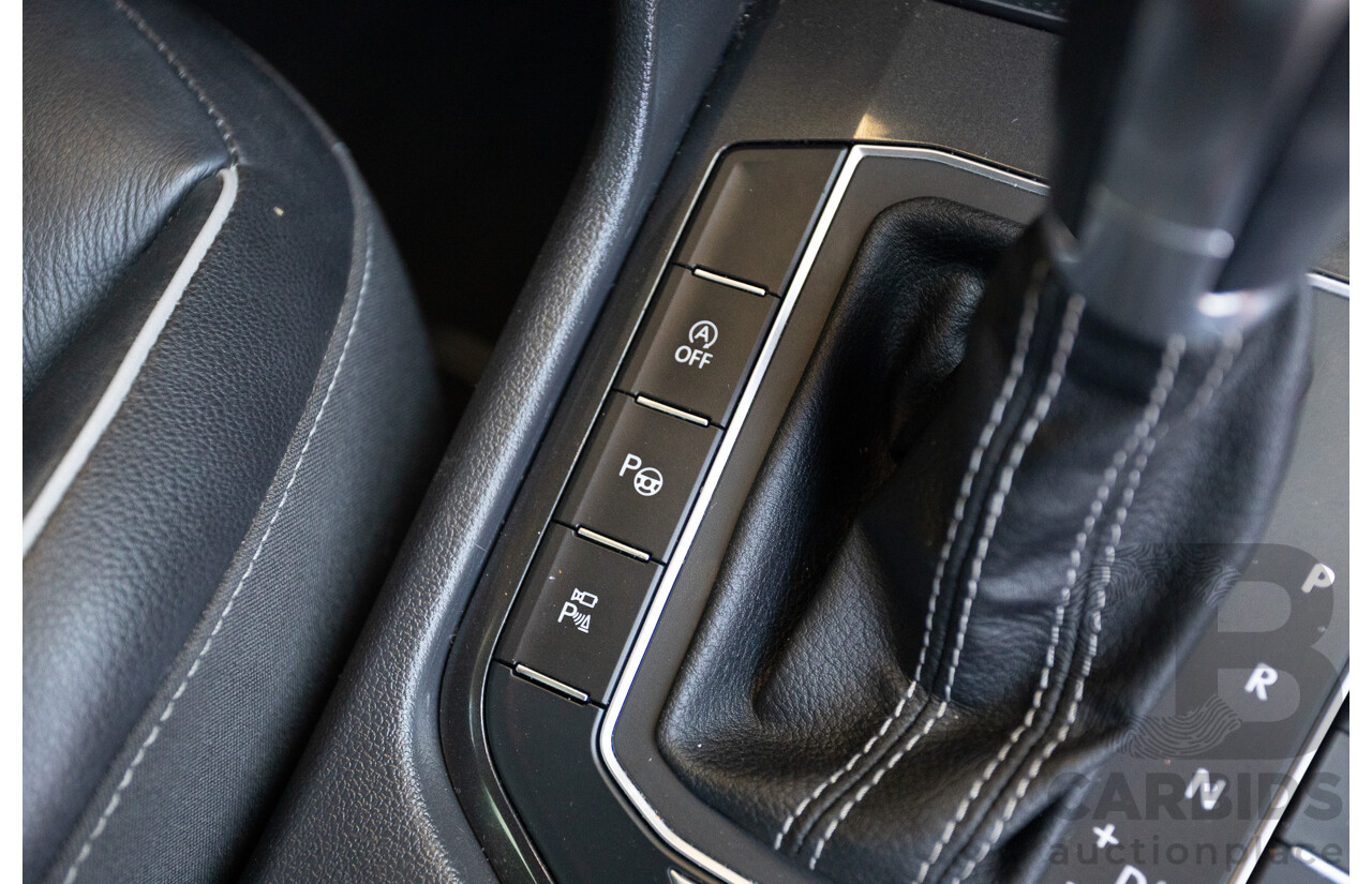 7/2017 Volkswagen Tiguan 140TDI Highline R-Line Package (AWD) 5NA MY18 4d Wagon Pure White Turbo Diesel 2.0L