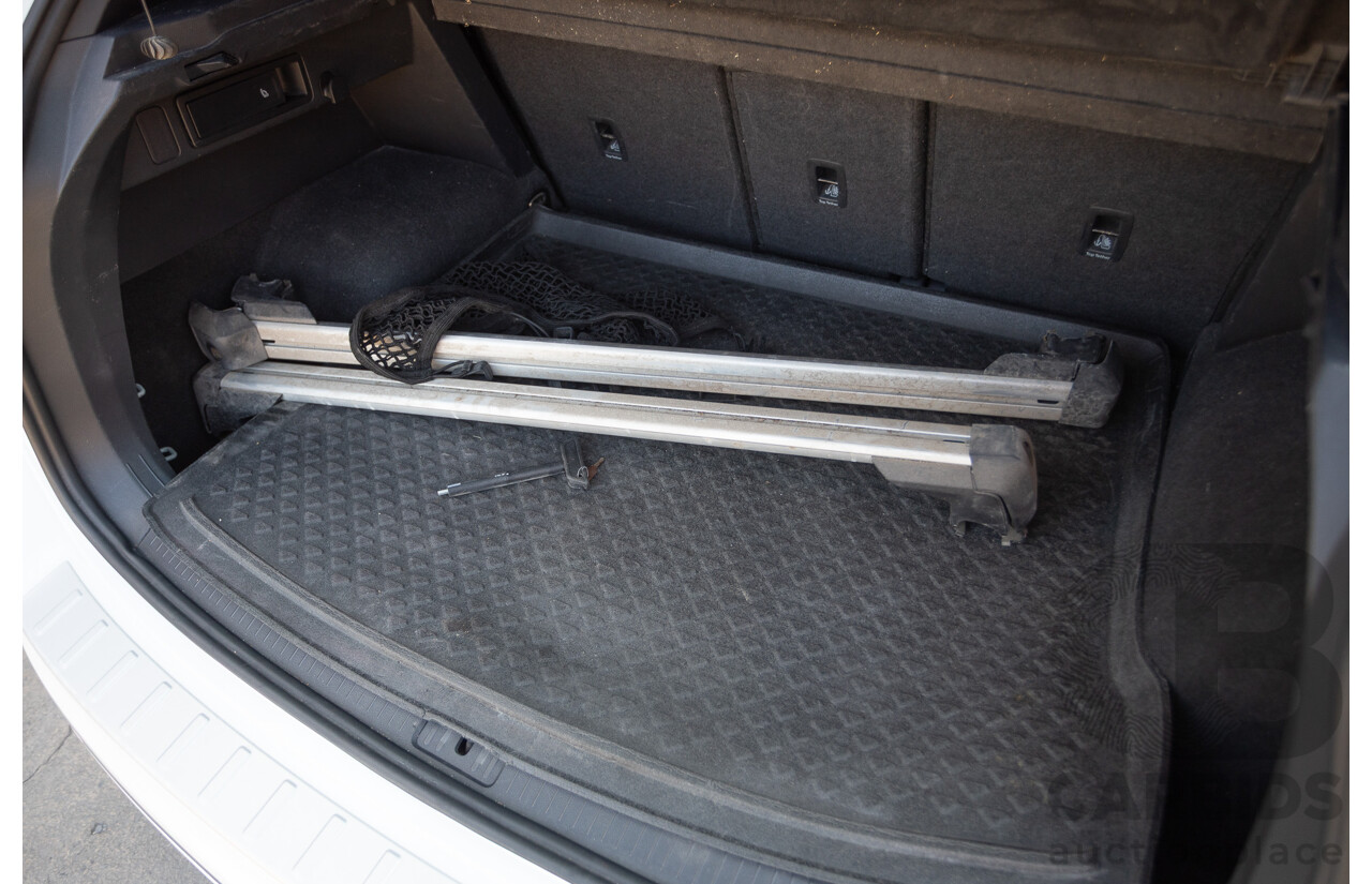 7/2017 Volkswagen Tiguan 140TDI Highline R-Line Package (AWD) 5NA MY18 4d Wagon Pure White Turbo Diesel 2.0L