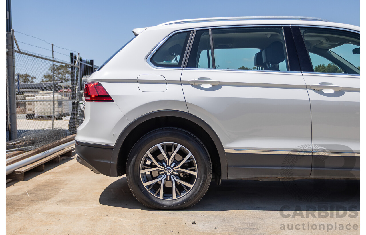 8/2017 Volkswagen Tiguan 132TSI Comfortline (AWD) 5NA MY18 4d Wagon Pure White Turbo 2.0L