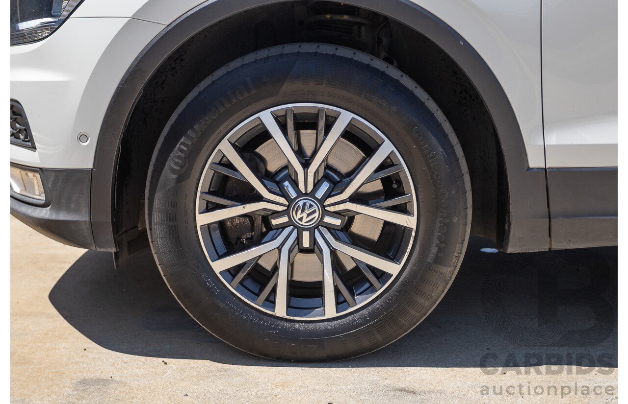 8/2017 Volkswagen Tiguan 132TSI Comfortline (AWD) 5NA MY18 4d Wagon Pure White Turbo 2.0L