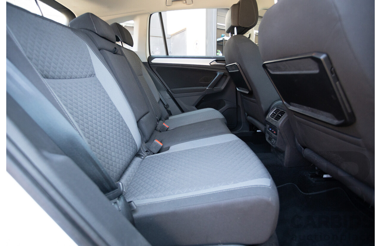 8/2017 Volkswagen Tiguan 132TSI Comfortline (AWD) 5NA MY18 4d Wagon Pure White Turbo 2.0L