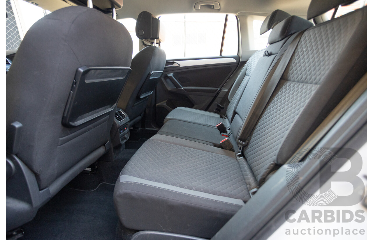 8/2017 Volkswagen Tiguan 132TSI Comfortline (AWD) 5NA MY18 4d Wagon Pure White Turbo 2.0L