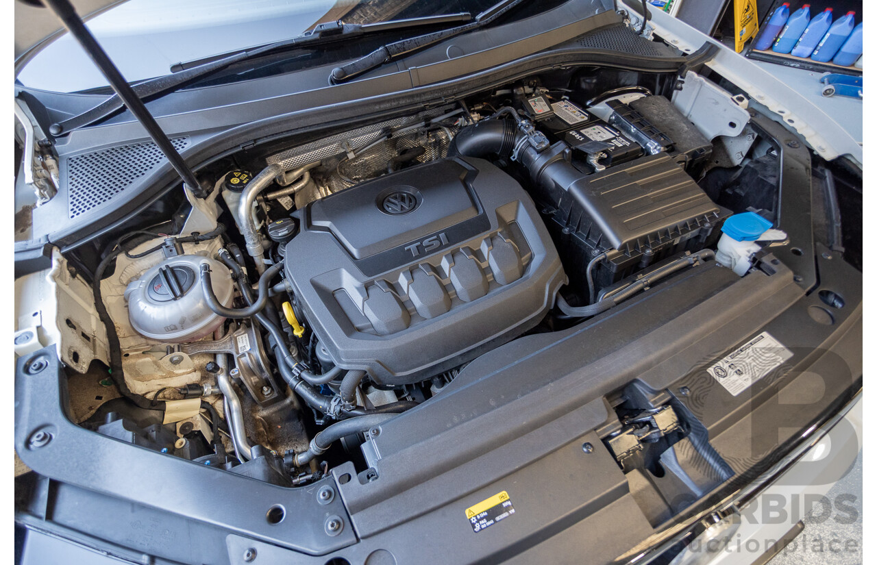 8/2017 Volkswagen Tiguan 132TSI Comfortline (AWD) 5NA MY18 4d Wagon Pure White Turbo 2.0L