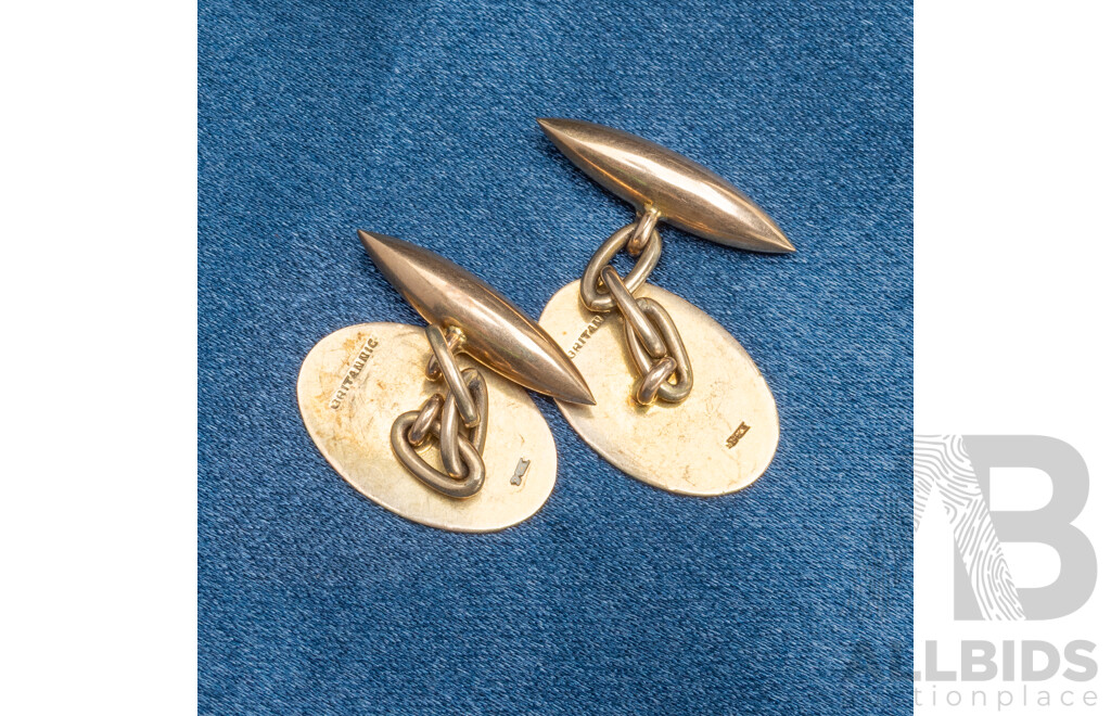 9ct Gold Antique Oval Cufflinks with Insignia 'GFC', 20mm, 6.36 Grams
