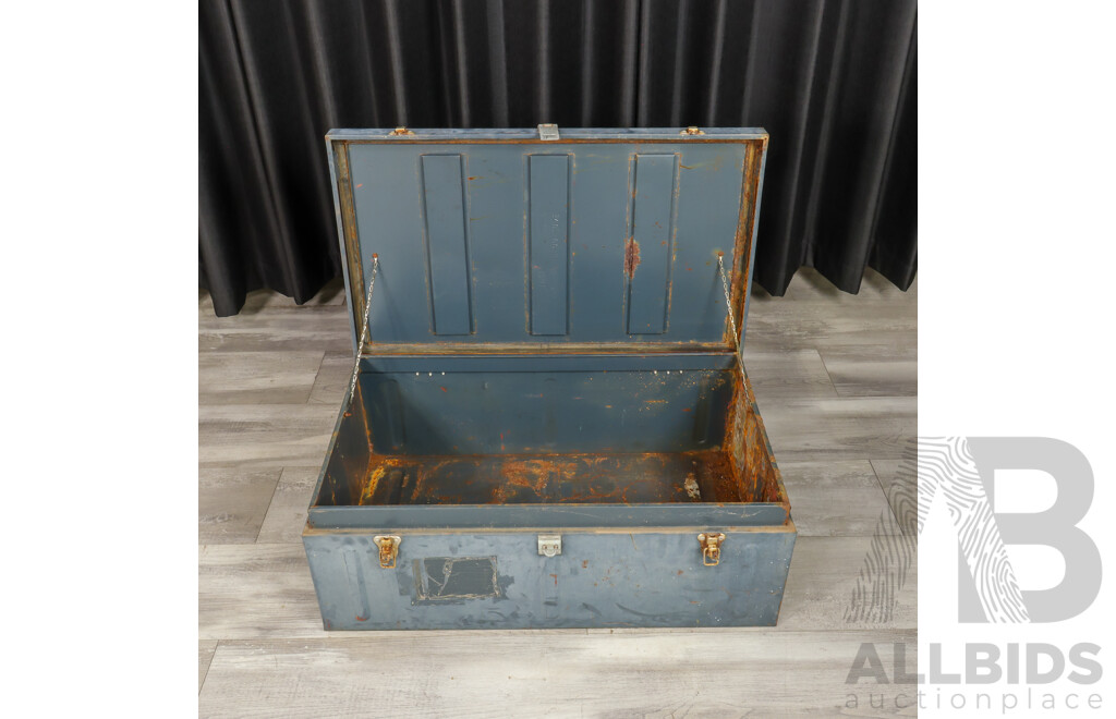 Hand Painted Duck Lidded Box