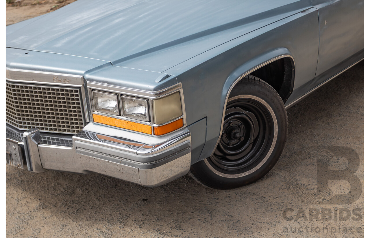 01/1981 Cadillac DeVille 4d Sedan Blue / Grey V8 5.0L