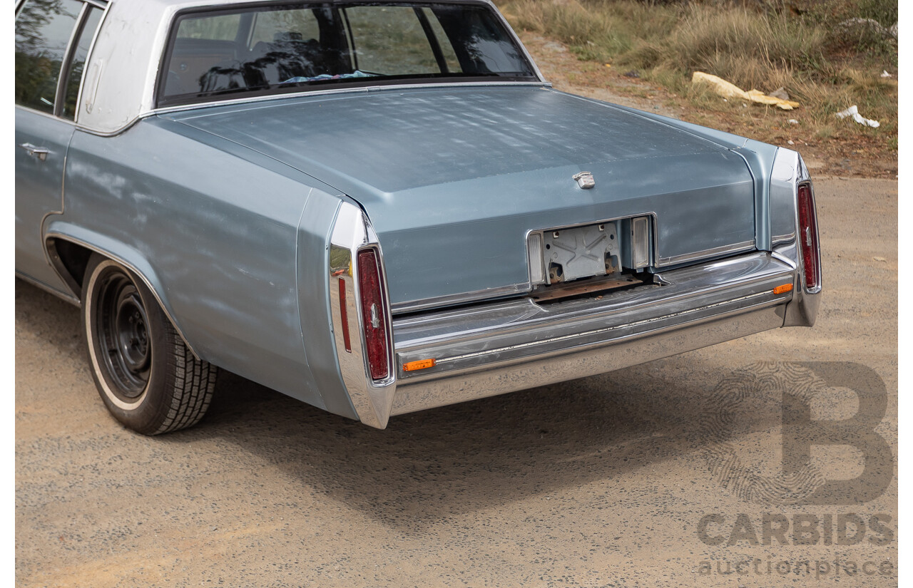 01/1981 Cadillac DeVille 4d Sedan Blue / Grey V8 5.0L