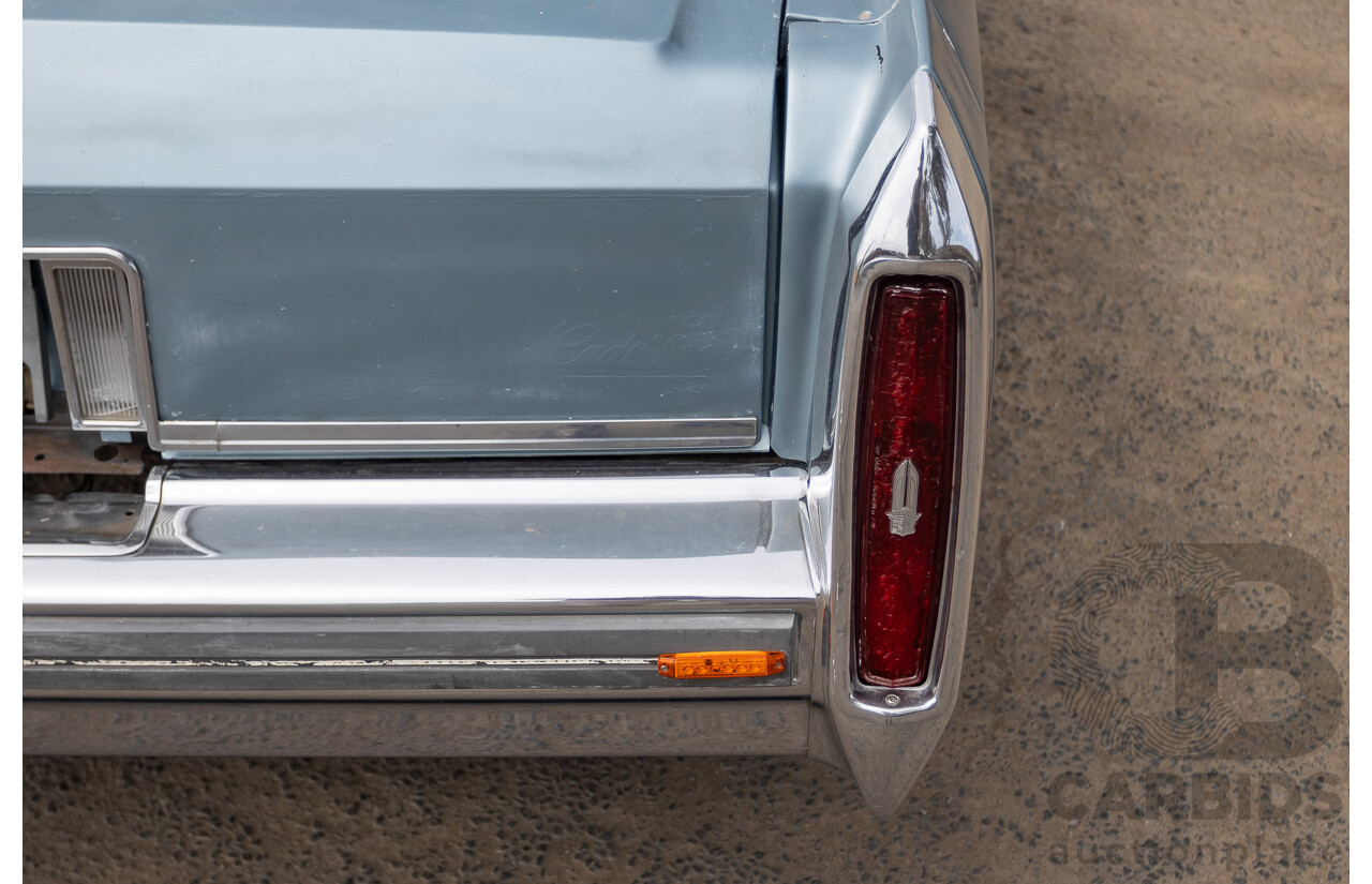 01/1981 Cadillac DeVille 4d Sedan Blue / Grey V8 5.0L