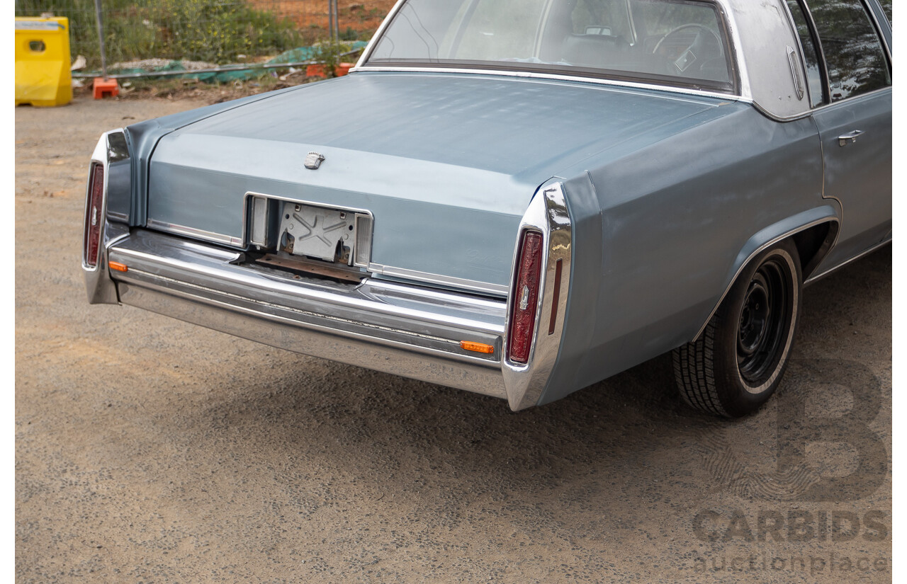 01/1981 Cadillac DeVille 4d Sedan Blue / Grey V8 5.0L