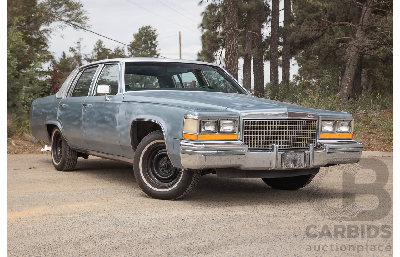 01/1981 Cadillac DeVille 4d Sedan Blue / Grey V8 5.0L