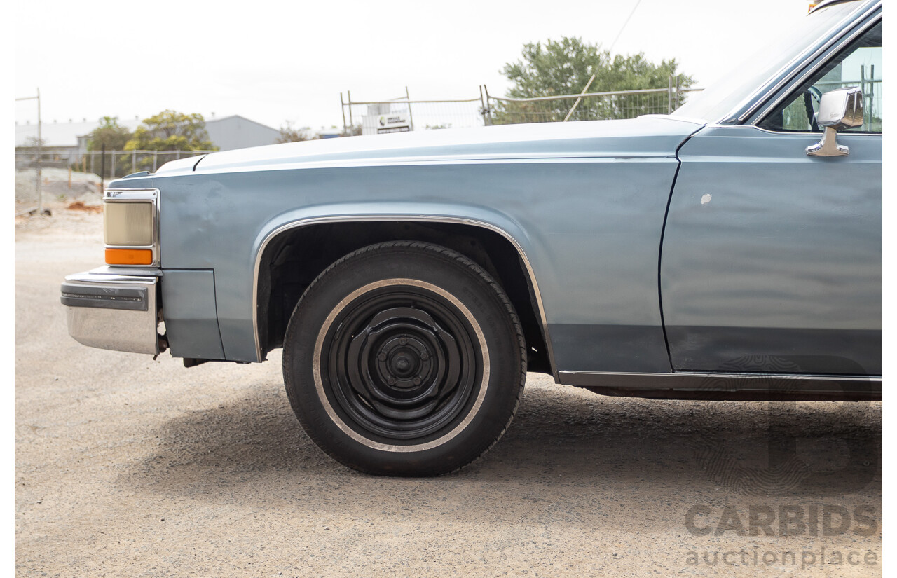 01/1981 Cadillac DeVille 4d Sedan Blue / Grey V8 5.0L