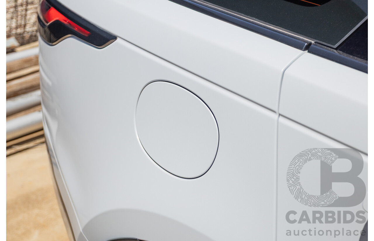 09/2017 Range Rover Velar D240 R-DYNAMIC S (AWD) MY18 4D Wagon Glacier White Turbo Diesel 2.0L