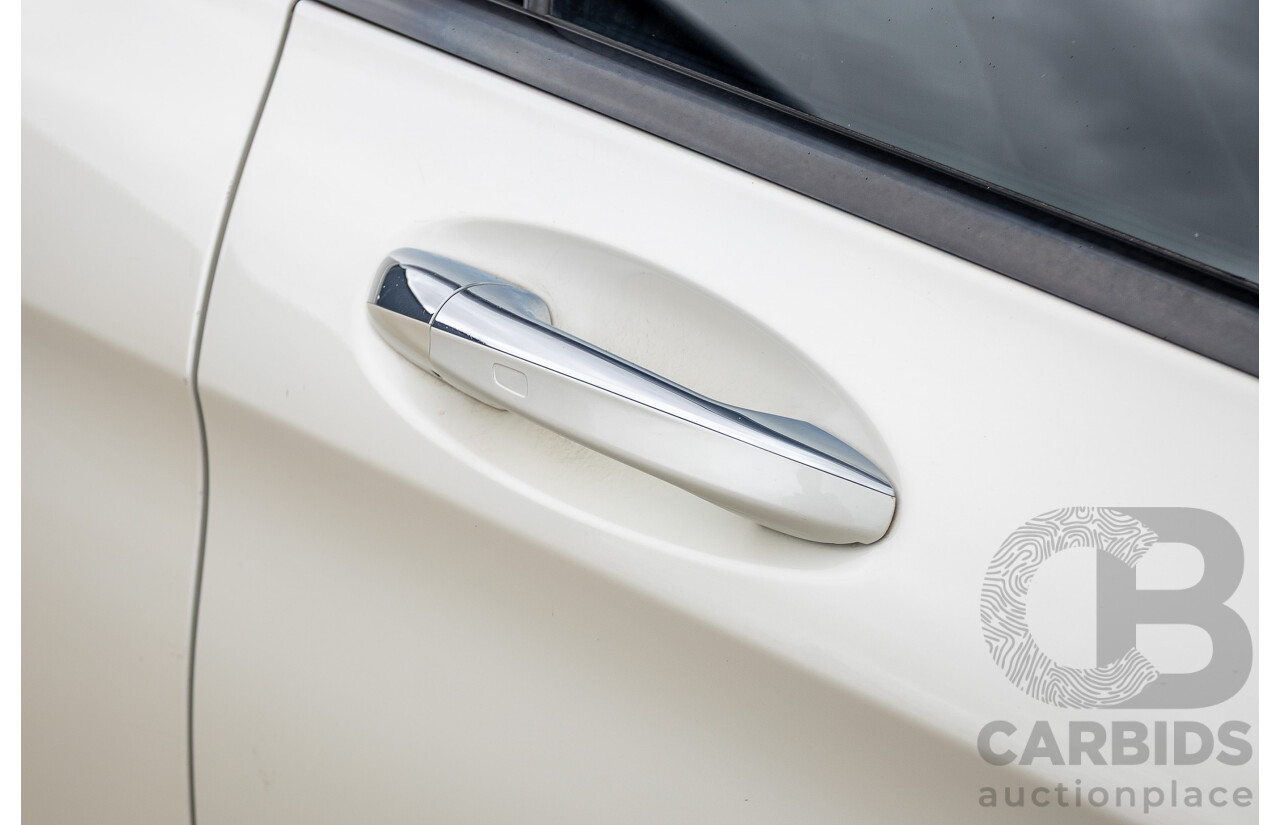 12/2016 Mercedes-Benz GLC 43 AMG (AWD) 253 MY17 4D Wagon Diamond White Bright Turbo 3.0L