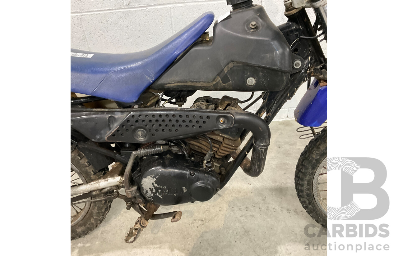 1999 Yamaha RT100  Dirt Bike