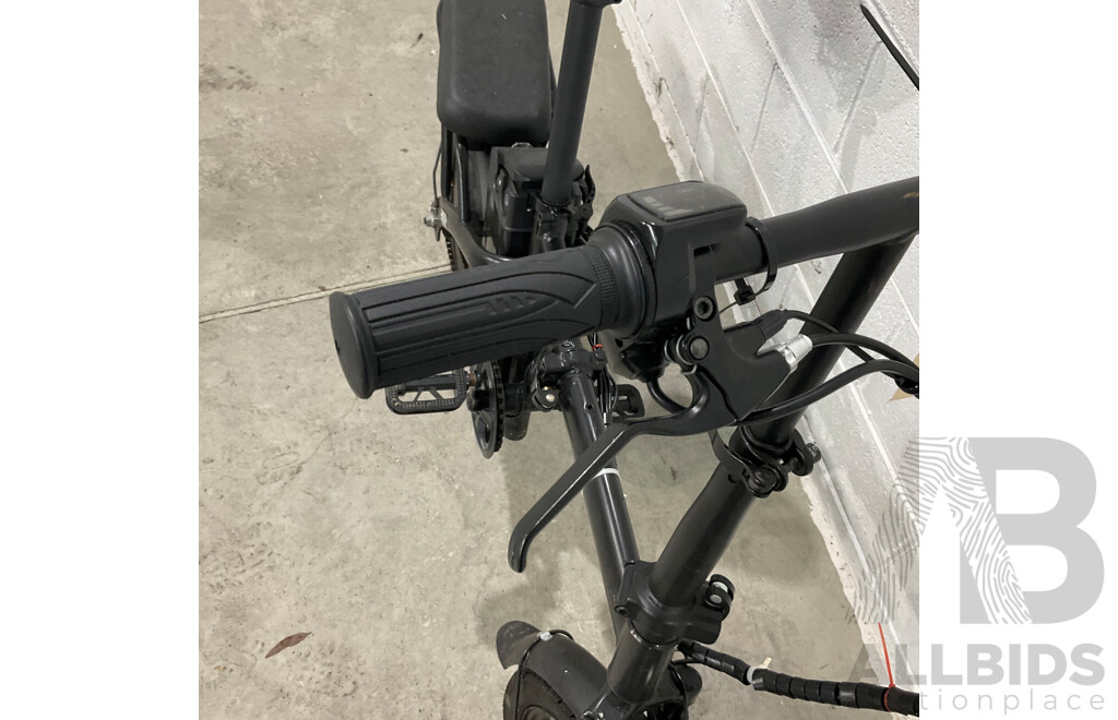 TDT013Z Black Foldable E-Bike