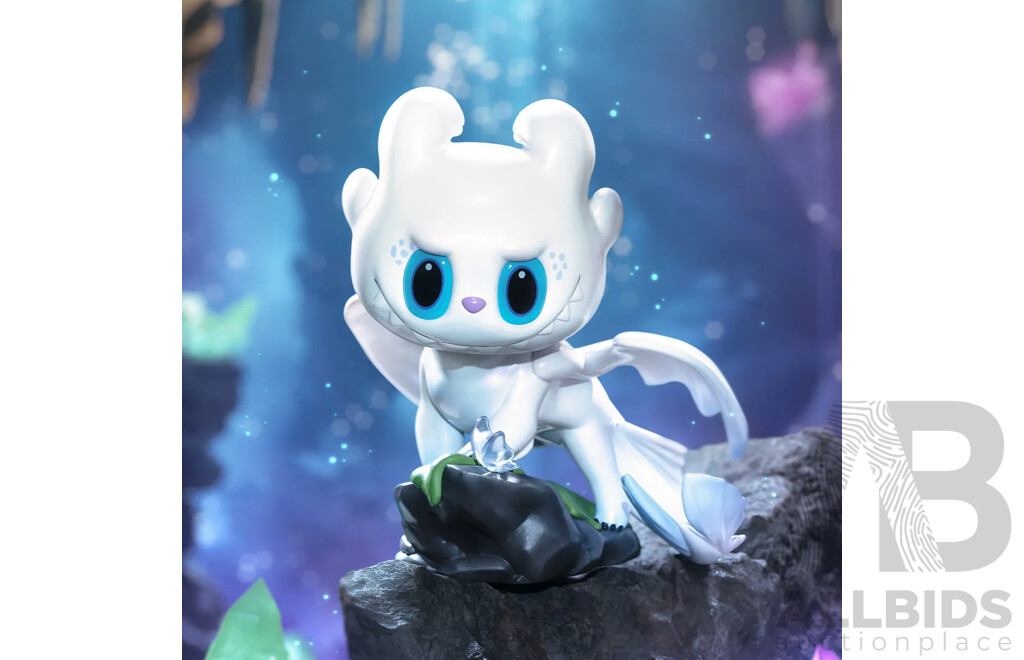 POP Mart the Monsters How to Train Your Dragon Figurine - White - Opened