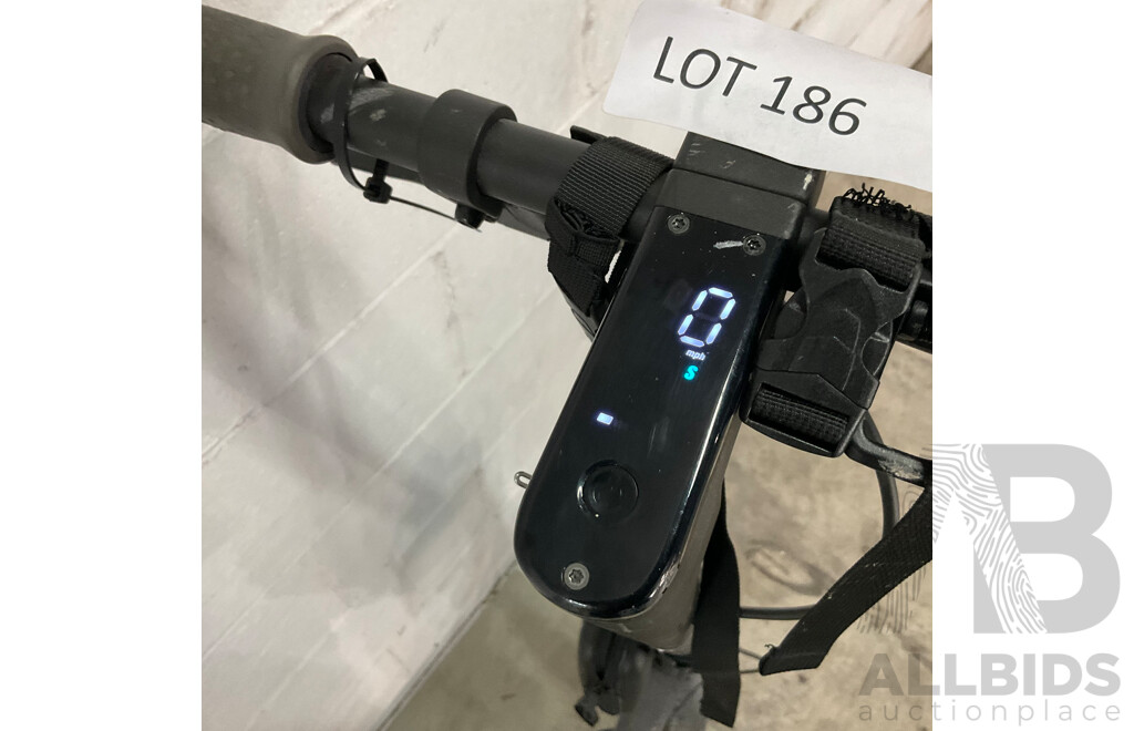 Ninebot Kickscooter MAX G30