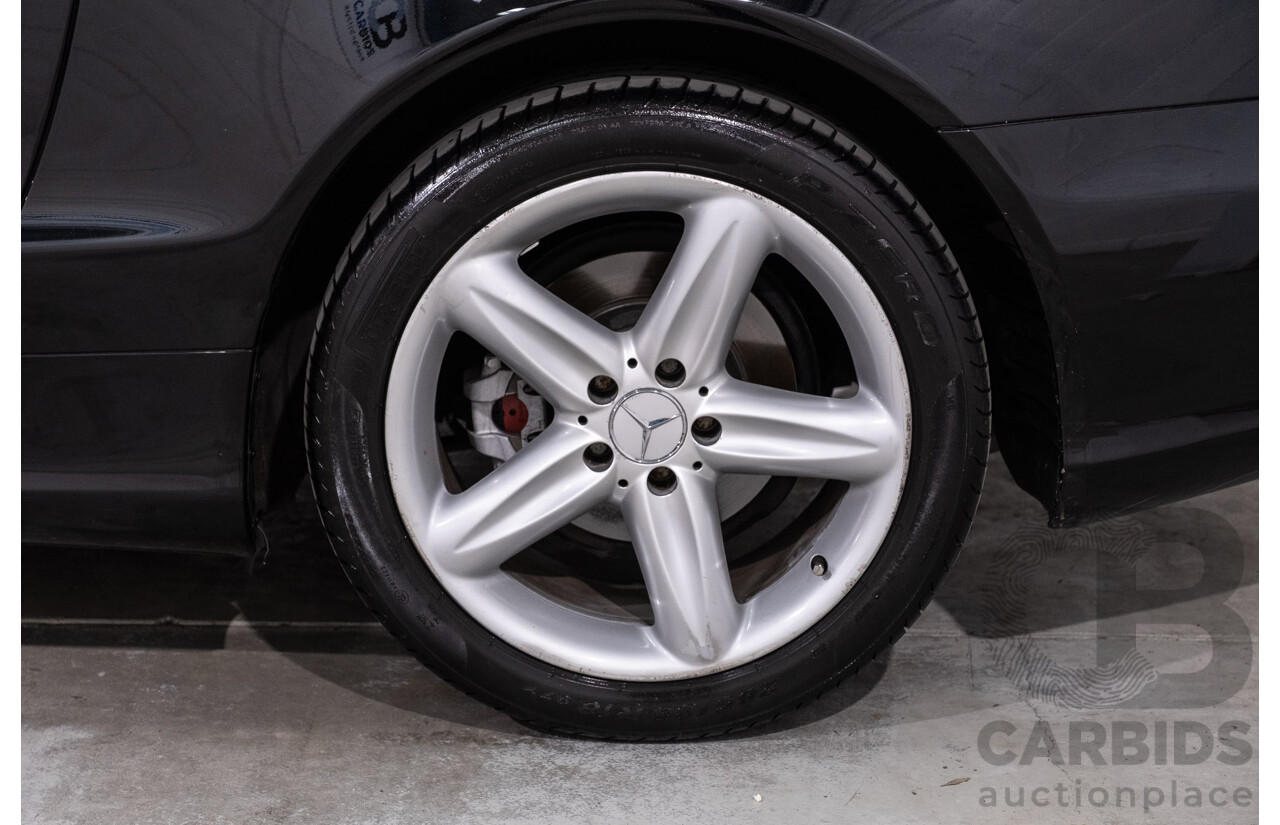 09/2005 Mercedes-Benz SL350 (RWD) R230 2D Convertible Obsidian Black Metallic V6 3.7L