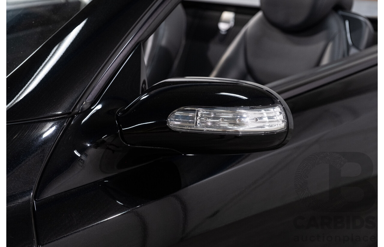 09/2005 Mercedes-Benz SL350 (RWD) R230 2D Convertible Obsidian Black Metallic V6 3.7L
